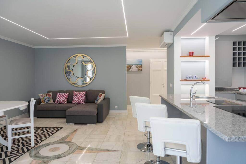 Appartement D.henrique I Frente Ao Savoy Palace